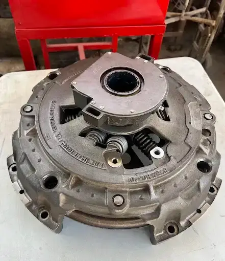 Reemplazo de kit de clutch y rectificado de volante en taller especializado Hermosillo